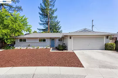 4875 Pepperwood Way, San Jose, CA 95124 - Photo 2