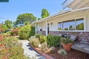 13 Anne Ct, Walnut Creek, CA 94598 - Photo 2