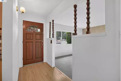 421 East Serrano Way, Stockton, CA 95207 - Photo 8
