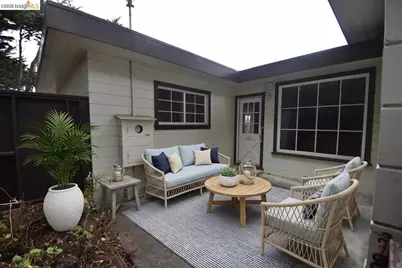 511 6th St, Montara, CA 94037 - Photo 32