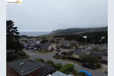 511 6th St, Montara, CA 94037 - Photo 6