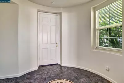 30 Echo Ct, Patterson, CA 95363 - Photo 8