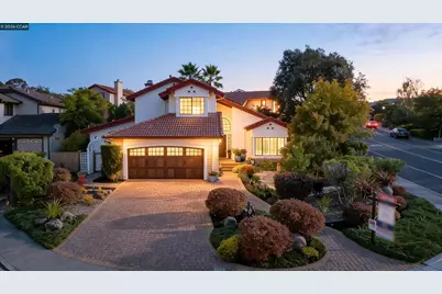 100 Opal Ct, Hercules, CA 94547 - Photo 1