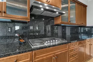 4061 Sarasta Bay Dr, Pittsburg, CA 94565 - Photo 20