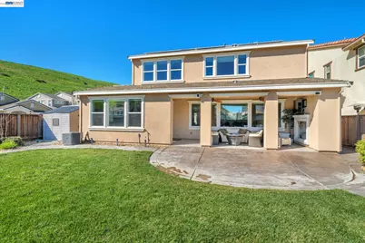 4061 Sarasta Bay Dr, Pittsburg, CA 94565 - Photo 54