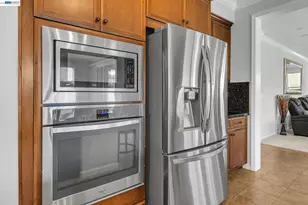 4061 Sarasta Bay Dr, Pittsburg, CA 94565 - Photo 22