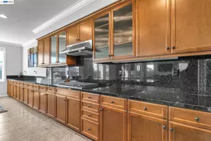 4061 Sarasta Bay Dr, Pittsburg, CA 94565 - Photo 24