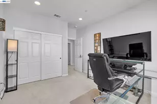 4061 Sarasta Bay Dr, Pittsburg, CA 94565 - Photo 32