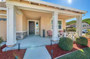 4061 Sarasta Bay Dr, Pittsburg, CA 94565 - Photo 2