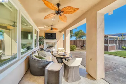 4061 Sarasta Bay Dr, Pittsburg, CA 94565 - Photo 46
