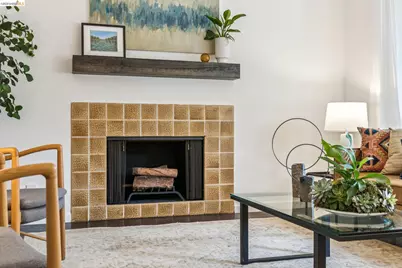 1014 10th St, Oakland, CA 94607 - Photo 6