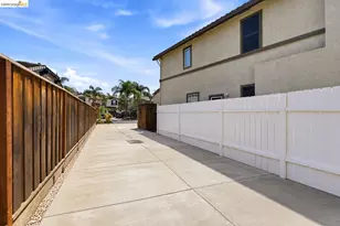 325 San Marino Ln, Brentwood, CA 94513 - Photo 56