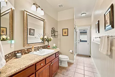 325 San Marino Ln, Brentwood, CA 94513 - Photo 18