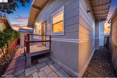 5823 Seminary Ct, Oakland, CA 94605 - Photo 46