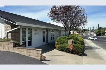 2901 Lone Tree Way, Antioch, CA 94509 - Photo 22