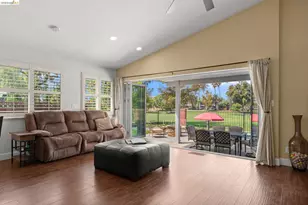 2212 Colonial Ct, Discovery Bay, CA 94505 - Photo 16