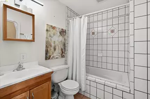 7925 Greenly, Oakland, CA 94605 - Photo 38