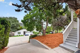 7925 Greenly, Oakland, CA 94605 - Photo 10