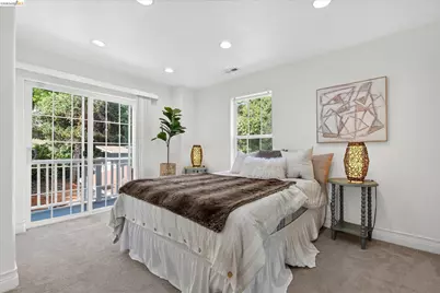 7925 Greenly, Oakland, CA 94605 - Photo 30