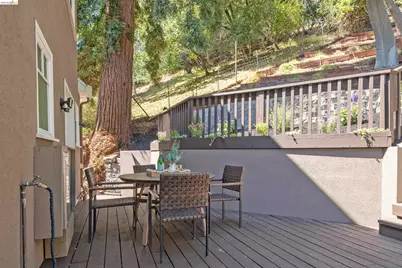 977 Regal Rd, Berkeley, CA 94708 - Photo 48