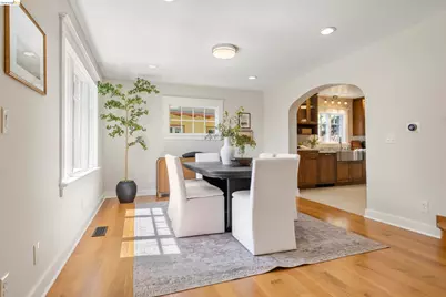 977 Regal Rd, Berkeley, CA 94708 - Photo 4