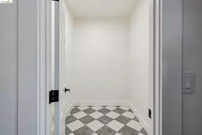 1883 Harmon St, Berkeley, CA 94703 - Photo 34