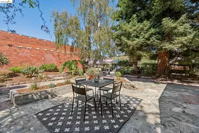 1883 Harmon St, Berkeley, CA 94703 - Photo 66