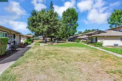 1045 Mohr Ln #B, Concord, CA 94518 - Photo 28