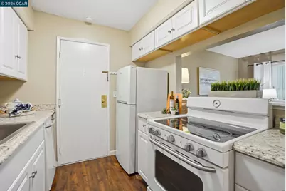 1045 Mohr Ln #B, Concord, CA 94518 - Photo 10