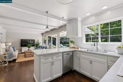 294 Deerfield Dr, Moraga, CA 94556 - Photo 14
