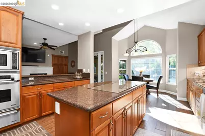 565 McIntosh Ter, Brentwood, CA 94513 - Photo 10