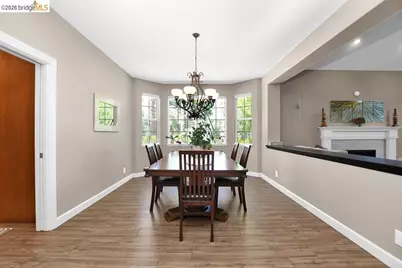 565 McIntosh Ter, Brentwood, CA 94513 - Photo 6