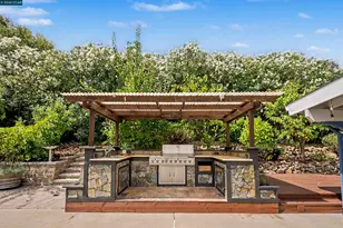 38 Wildwood Ct, Pleasant Hill, CA 94523 - Photo 40