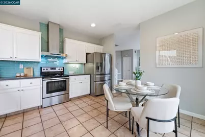 15351 Bittern Ct, San Leandro, CA 94579 - Photo 14
