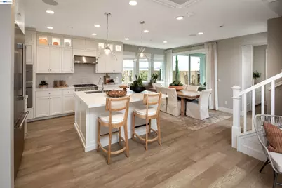 386 Caspian Way, Napa, CA 94558 - Photo 2