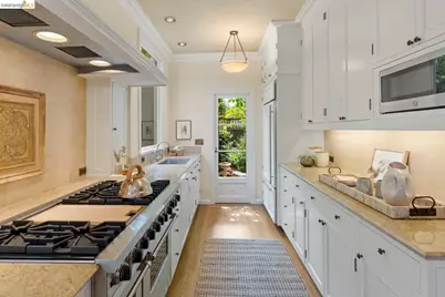 1411 Hawthorne Terr, Berkeley, CA 94708 - Photo 14