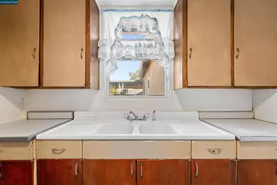 128 Marks Blvd, Pittsburg, CA 94565 - Photo 6