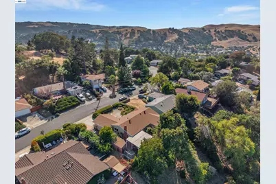 327 Kingston Ave, Martinez, CA 94553 - Photo 52