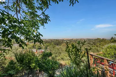 327 Kingston Ave, Martinez, CA 94553 - Photo 38
