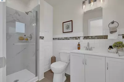 327 Kingston Ave, Martinez, CA 94553 - Photo 12