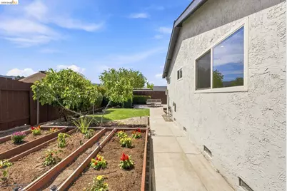 509 Junipero St, Pleasanton, CA 94566 - Photo 76