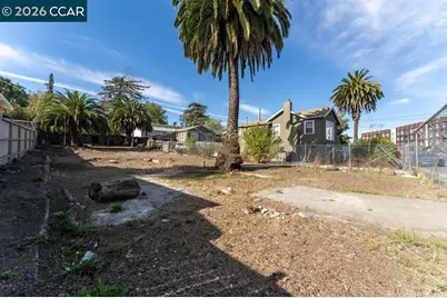 2011 Sacramento St, Vallejo, CA 94590 - Photo 2
