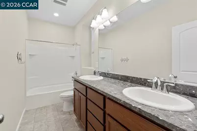 7832 Acorri Walk, Sacramento, CA 95823 - Photo 18