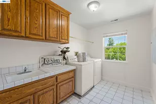 313 Diamond Ct, Pleasanton, CA 94566 - Photo 22