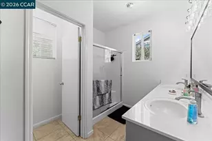 563 Silver Saddle Dr, Pittsburg, CA 94565 - Photo 30