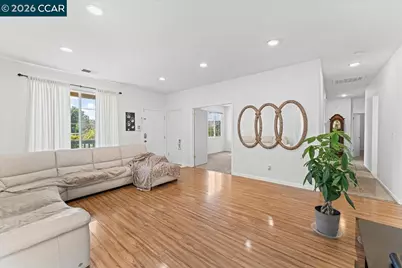 563 Silver Saddle Dr, Pittsburg, CA 94565 - Photo 6