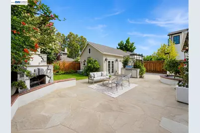 1065 Bennett Way, San Jose, CA 95125 - Photo 34