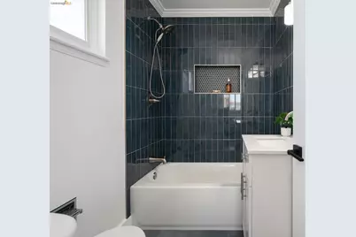 3230 Knowland Ave, Oakland, CA 94619 - Photo 32