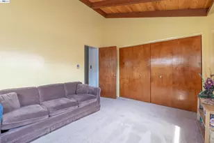 15209 Farnsworth St, San Leandro, CA 94579 - Photo 20
