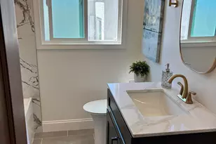 2569 Maxwell Ave, Oakland, CA 94601 - Photo 18
